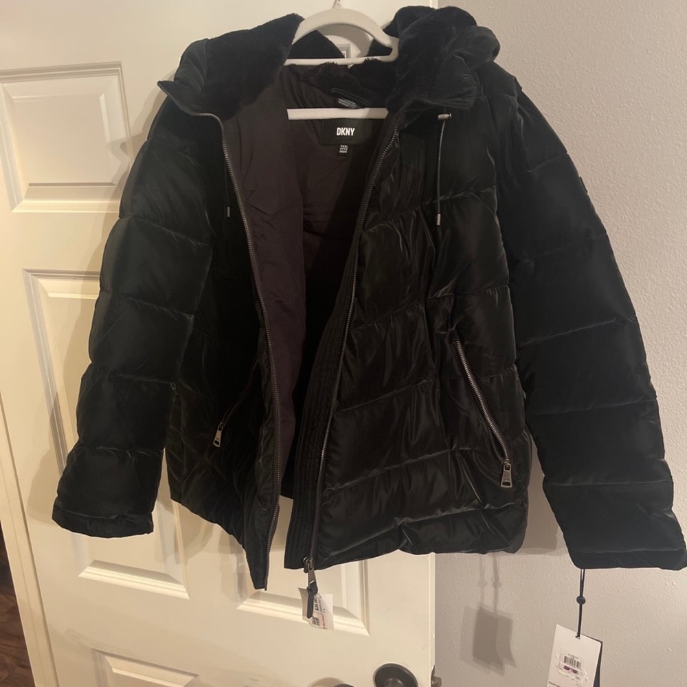 DKNY Water Resistant Faux Fur Lined Hood Puffer Jacket